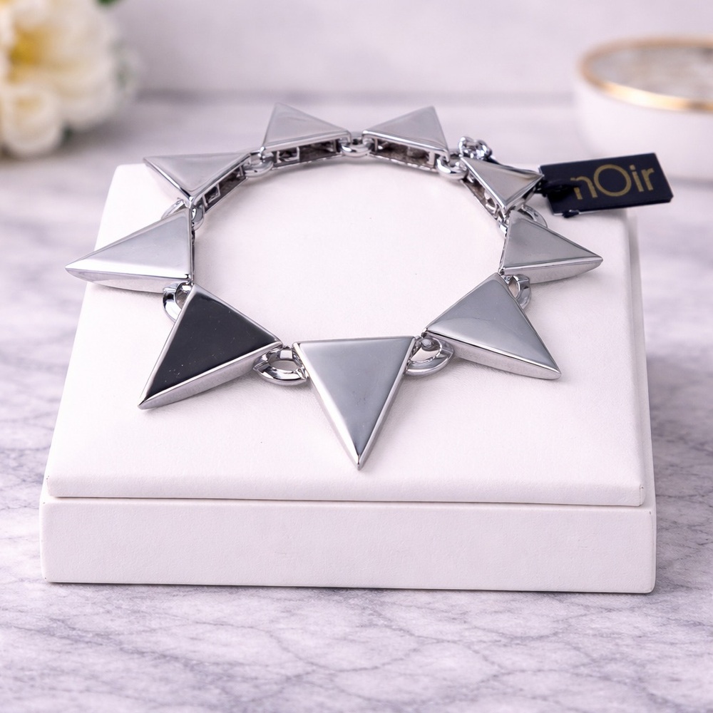 Gradient Triangle Rhodium Plating Bracelet NWT